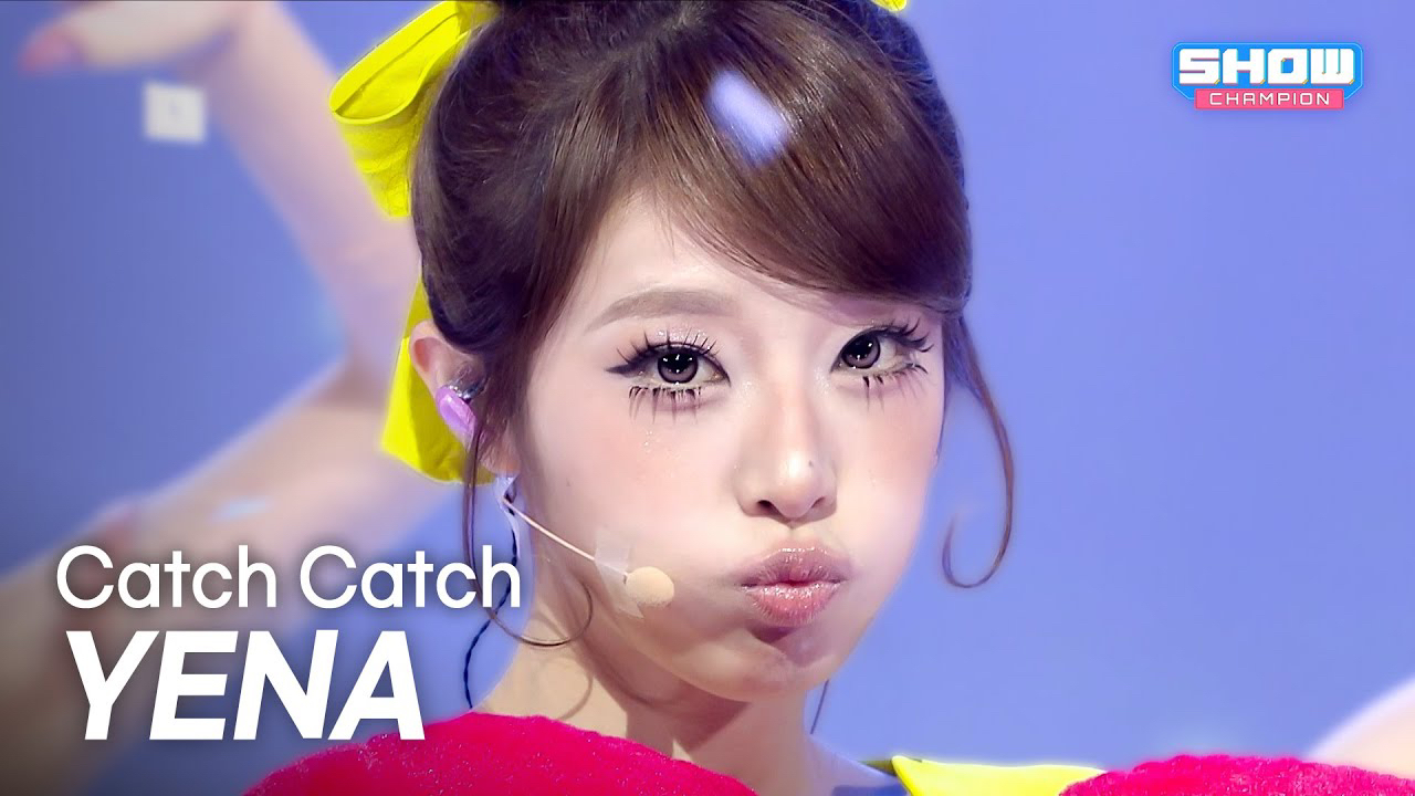 최예나의 비하인드 컷