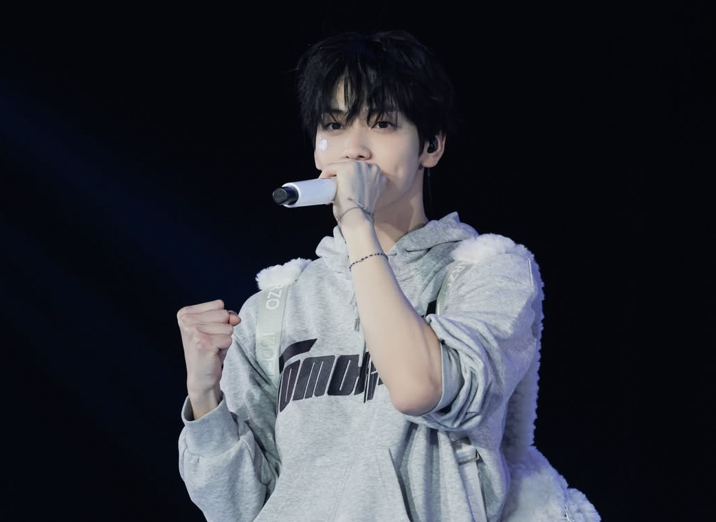 A moment captured by Soobin (TOMORROW X TOGETHER)'s fan