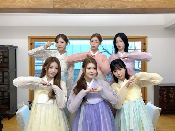 Recent activity shot of PURPLE K!SS