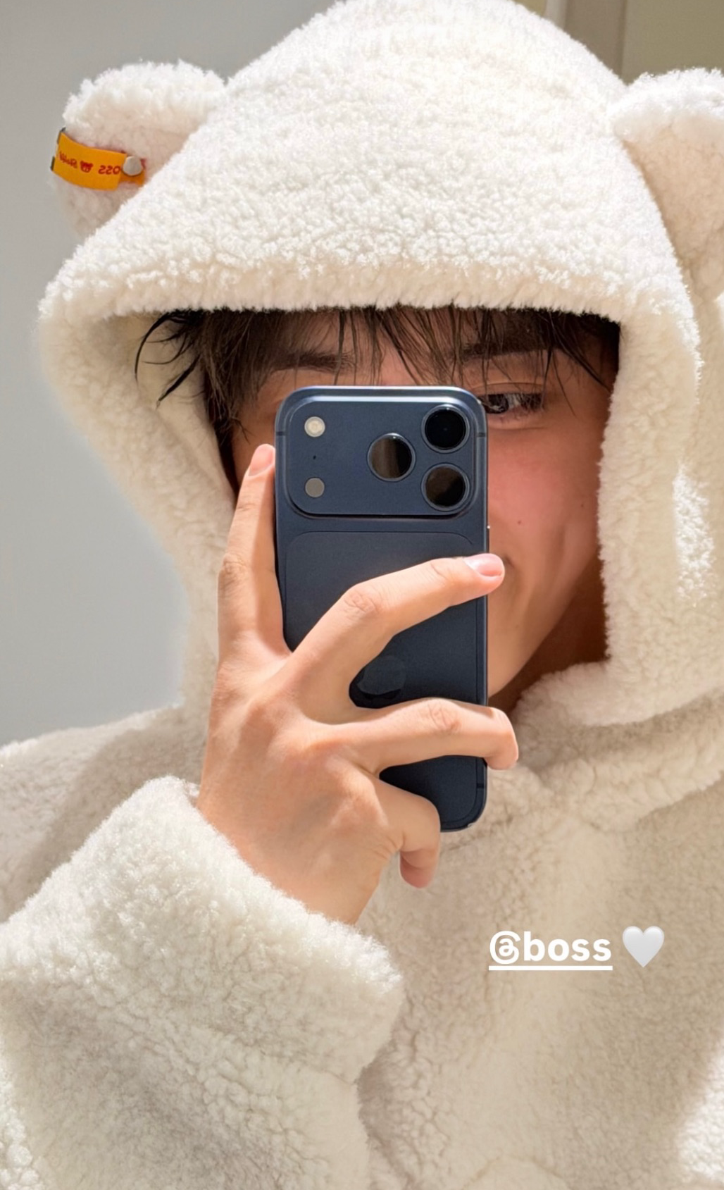 Recent activity shot of S.Coups (SEVENTEEN)