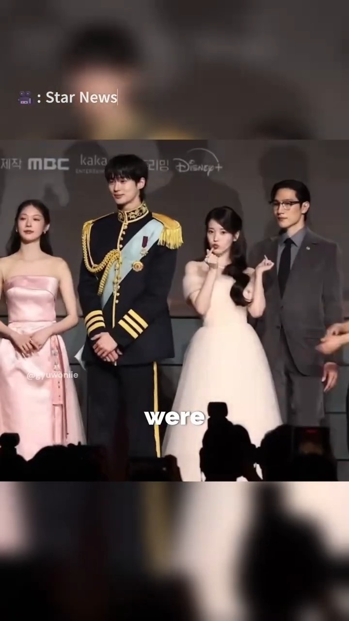 Foto aktivitas terbaru IU