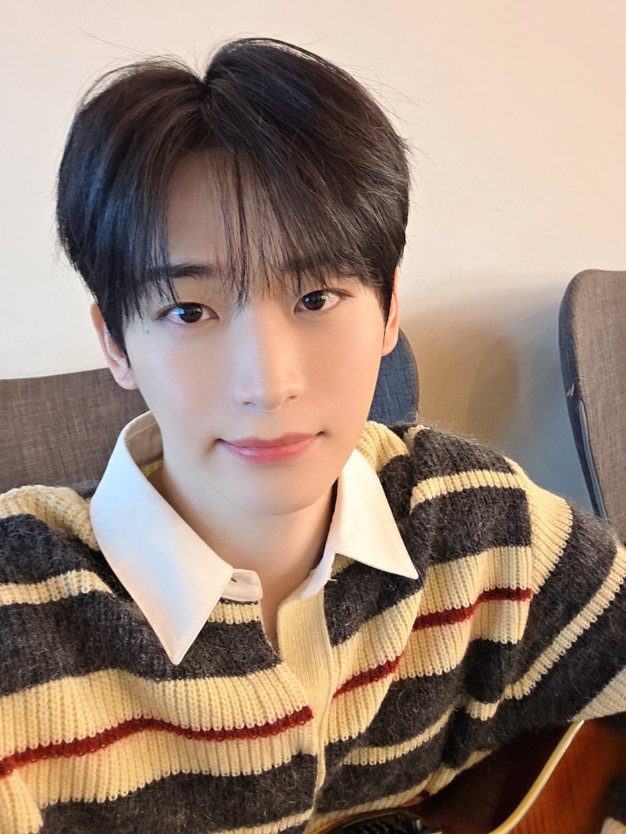 Behind-the-scenes cut of CRAVITY