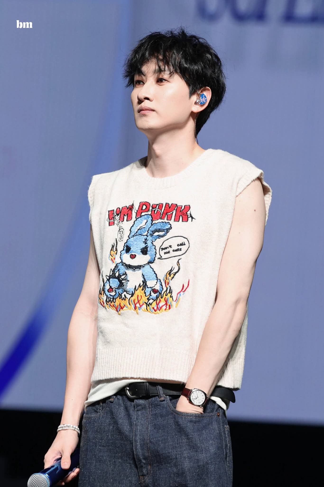 A moment captured by Eunhyuk (Super Junior)'s fan