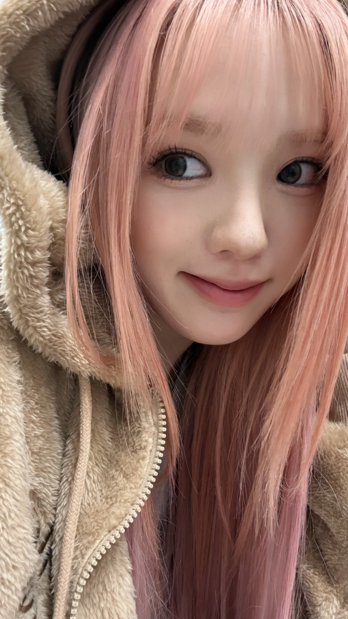 리오 (NiziU) 최근 활동샷