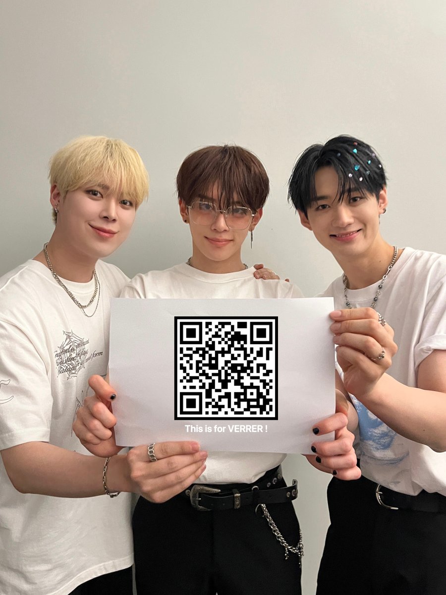 Behind-the-scenes cut of VERIVERY