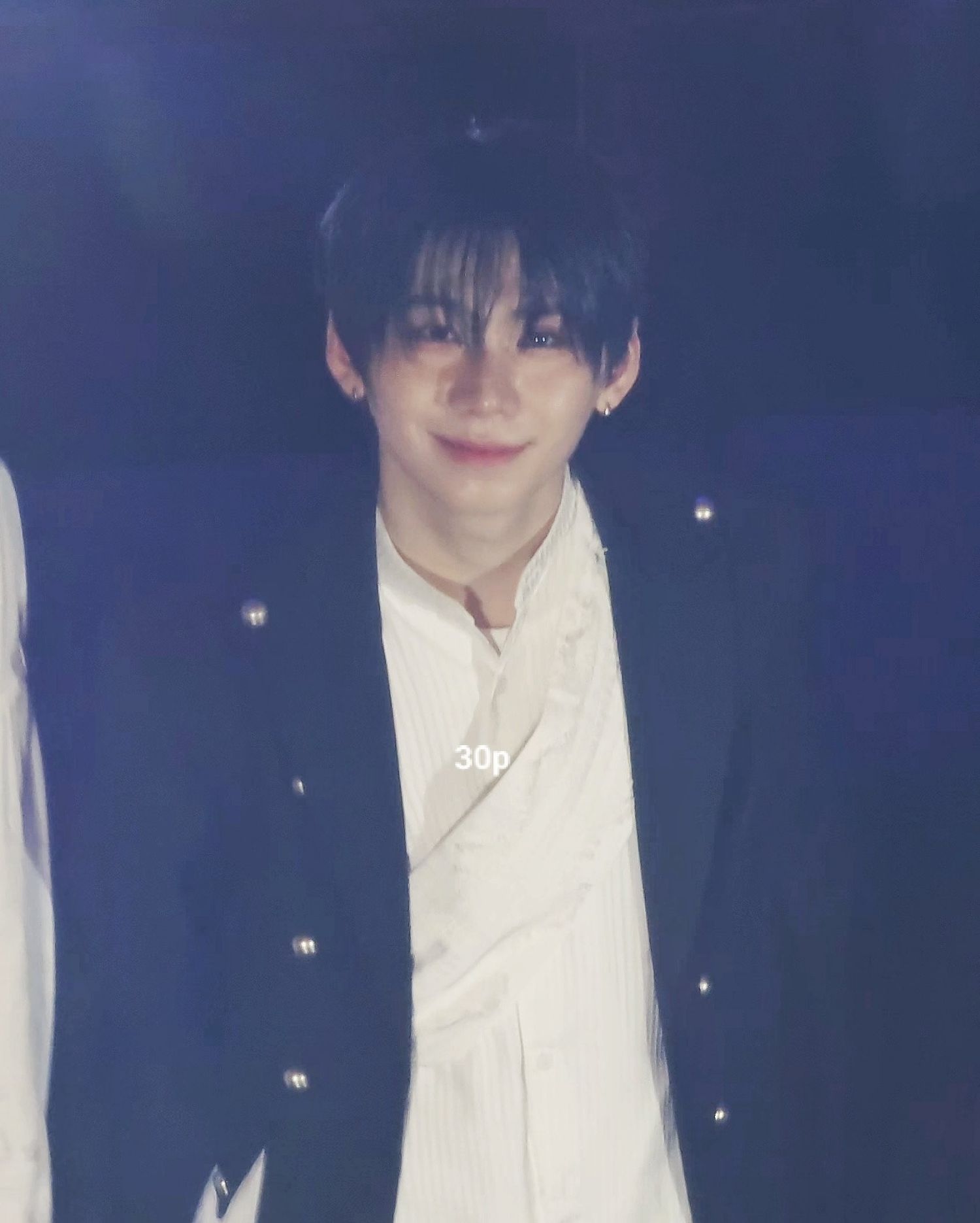 Behind-the-scenes cut of Park Han (AHOF)