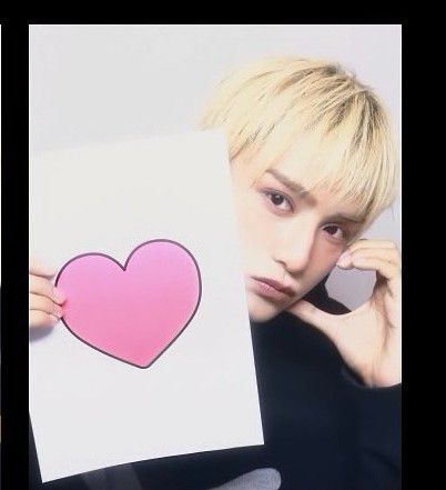 A moment captured by Zayyan (XODIAC)'s fan