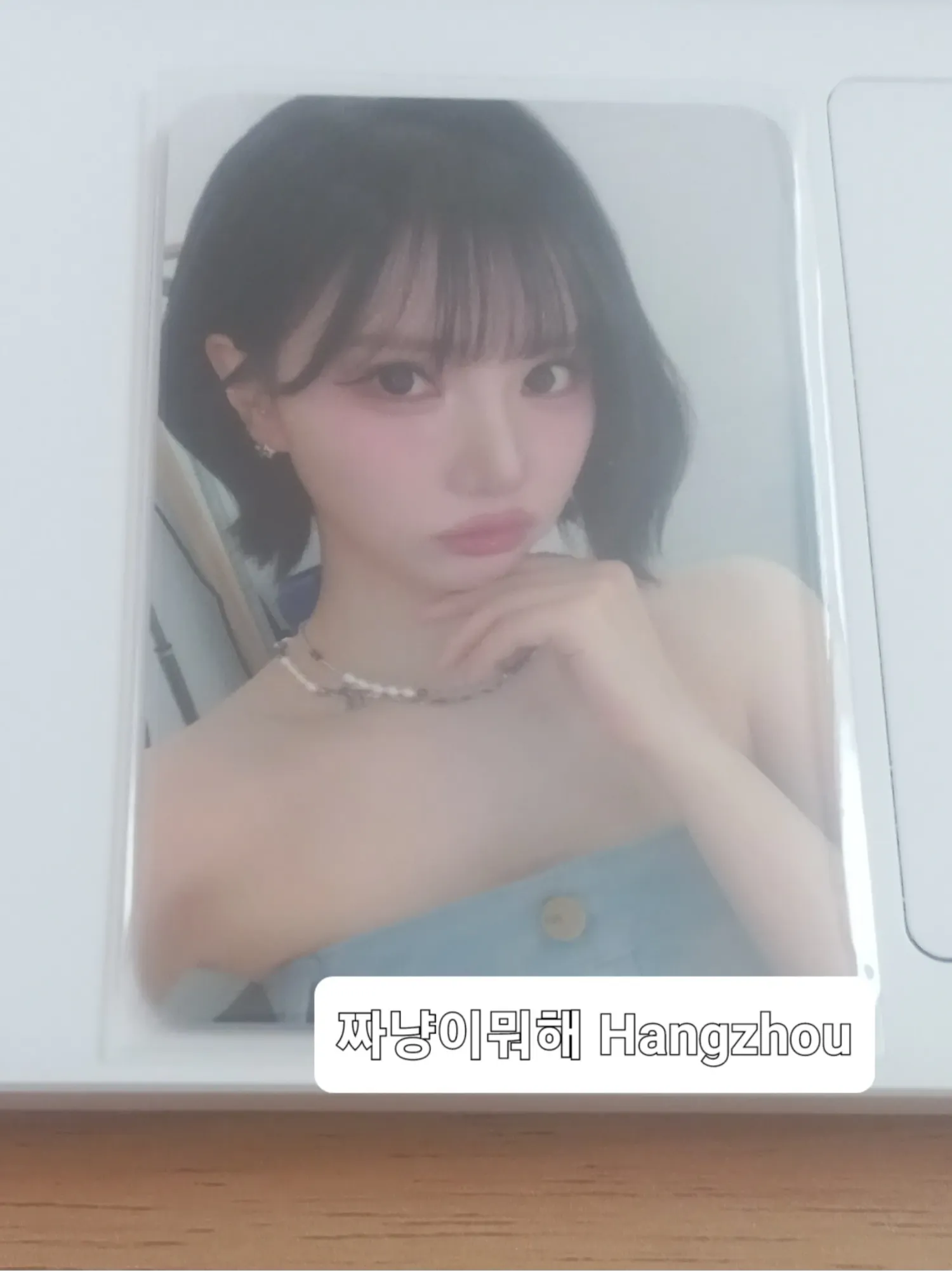 A moment captured by Eunha (GFRIEND, VIVIZ)'s fan