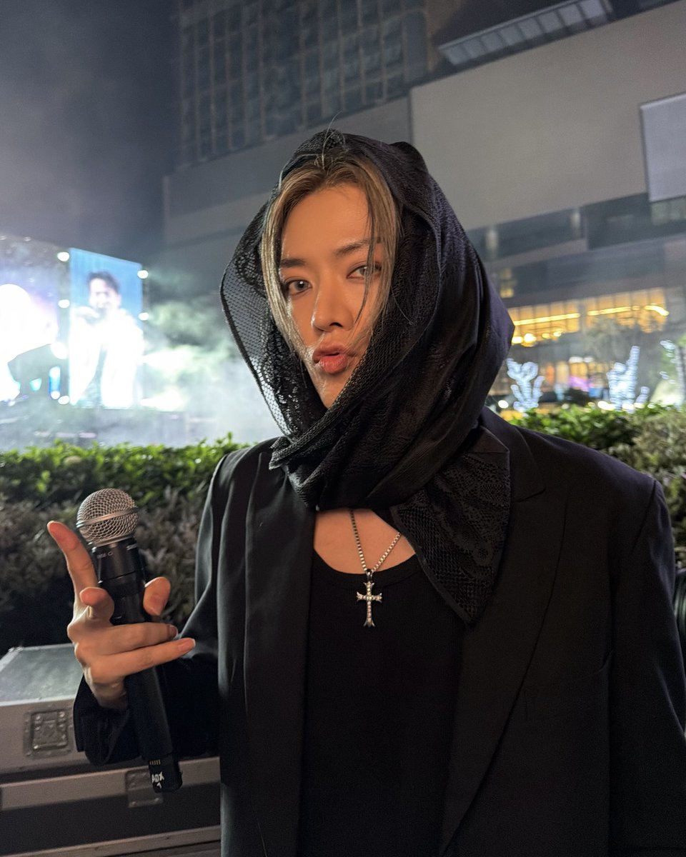 Behind-the-scenes cut of NCT