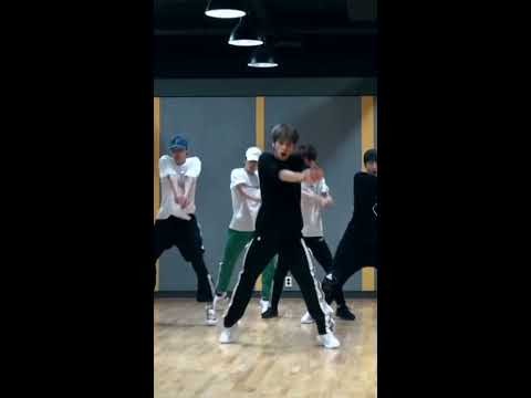 A moment captured by Hangyul (POLARIX)'s fan