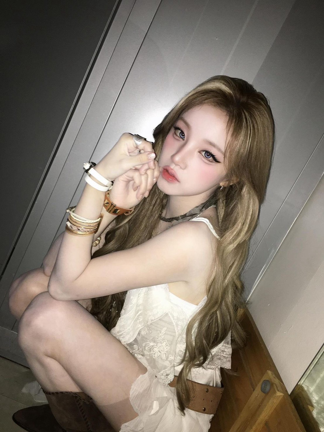 Recent activity shot of Yuqi (i-dle)