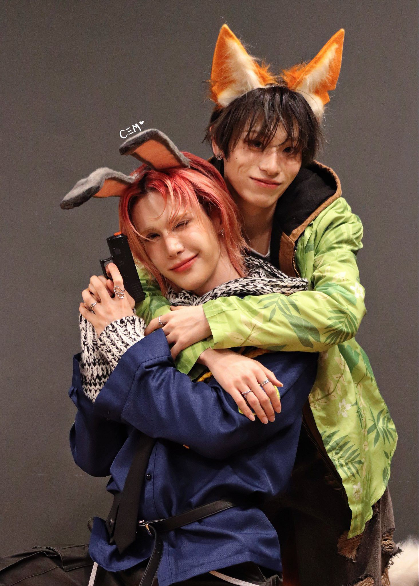 Behind-the-scenes cut of XLOV