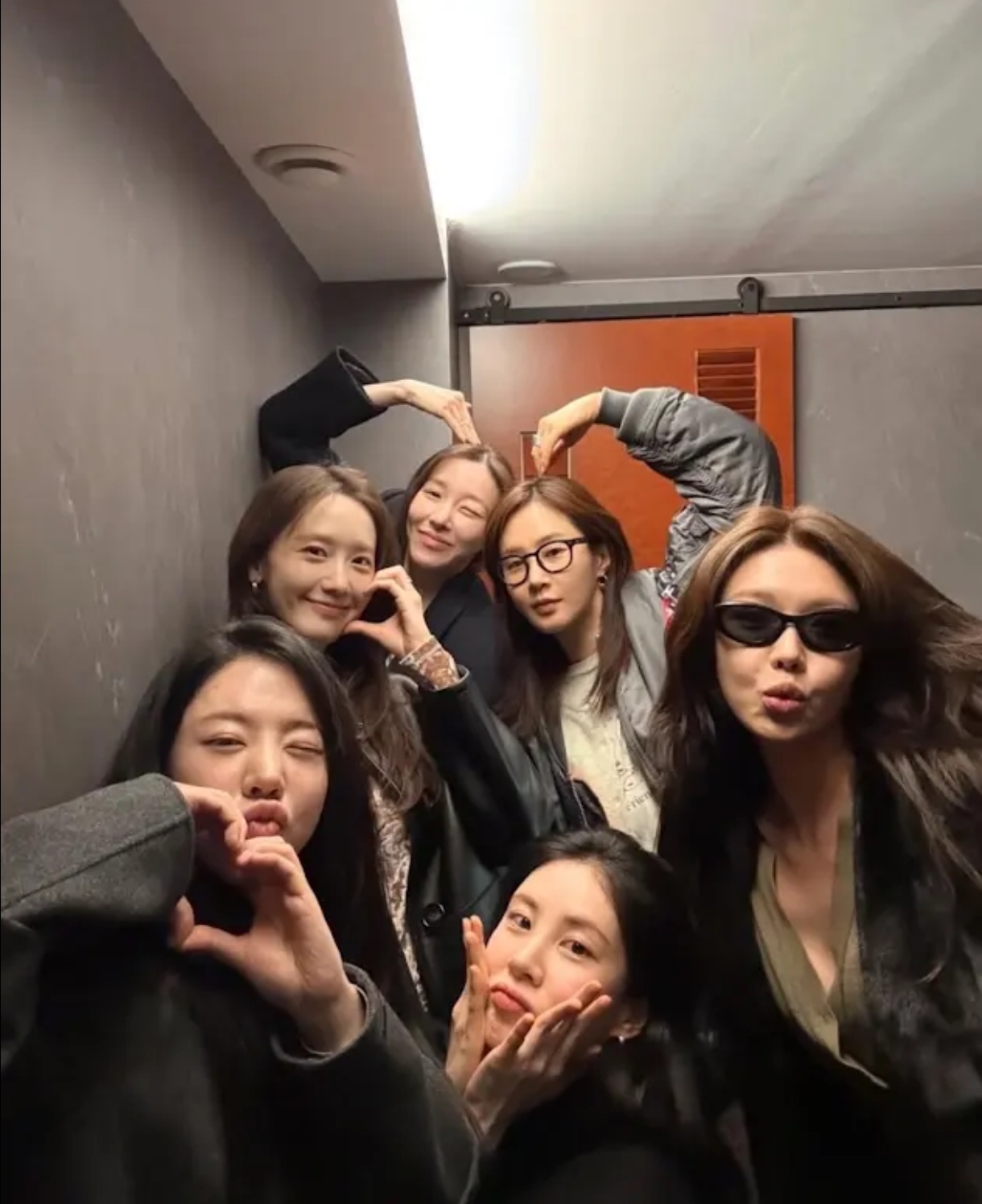 Recent activity shot of Girls' Generation