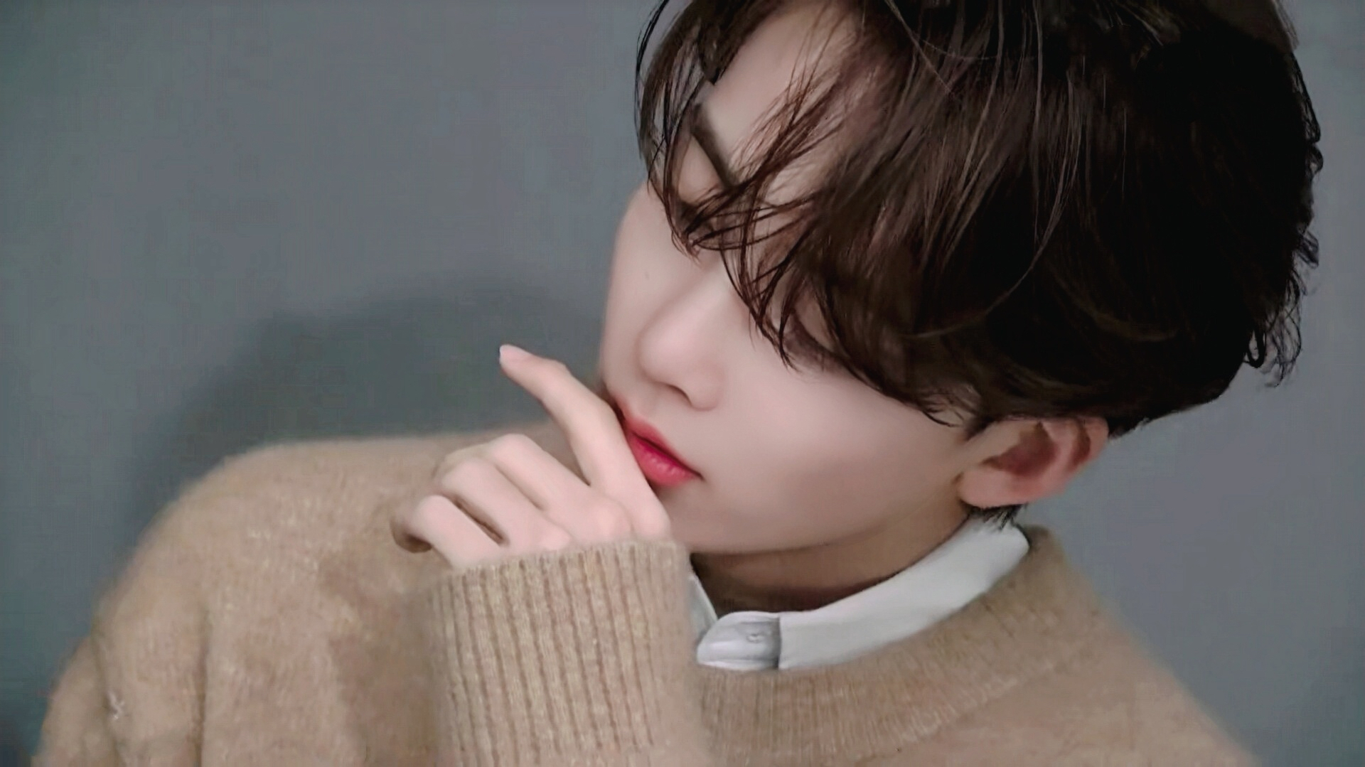 Recent activity shot of Jeonghan (SEVENTEEN)