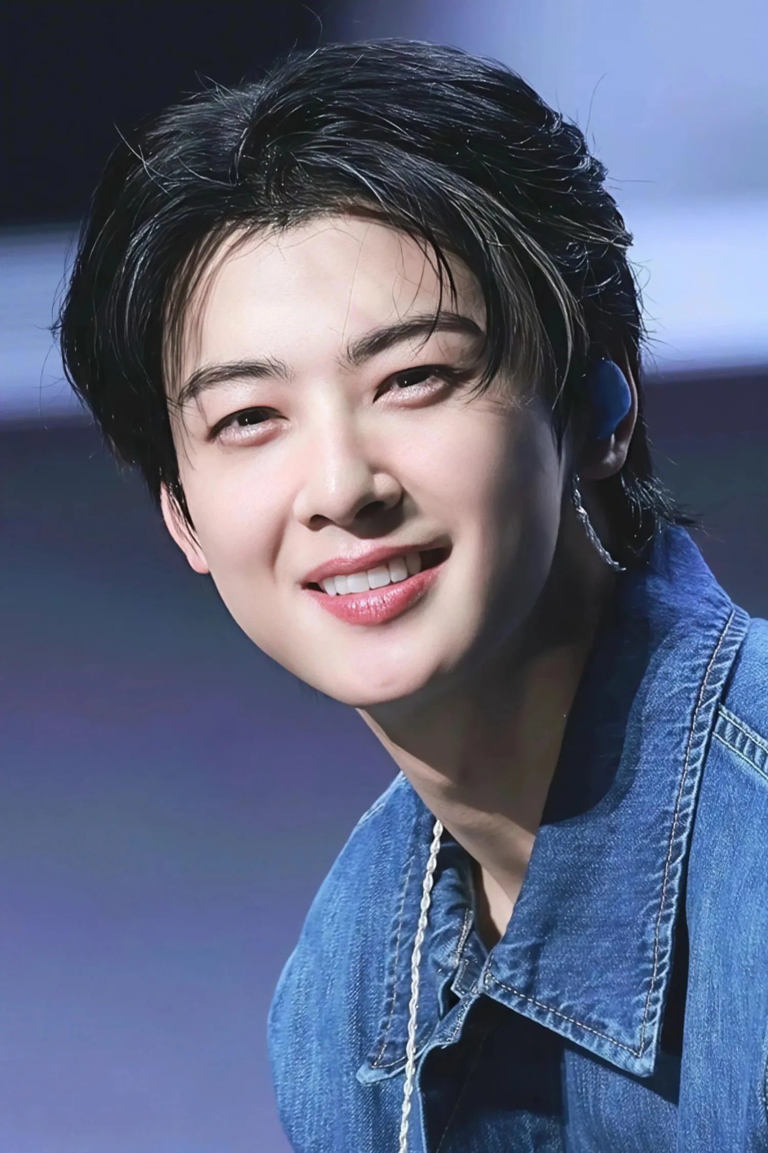 Recent activity shot of Eunwoo (ASTRO)