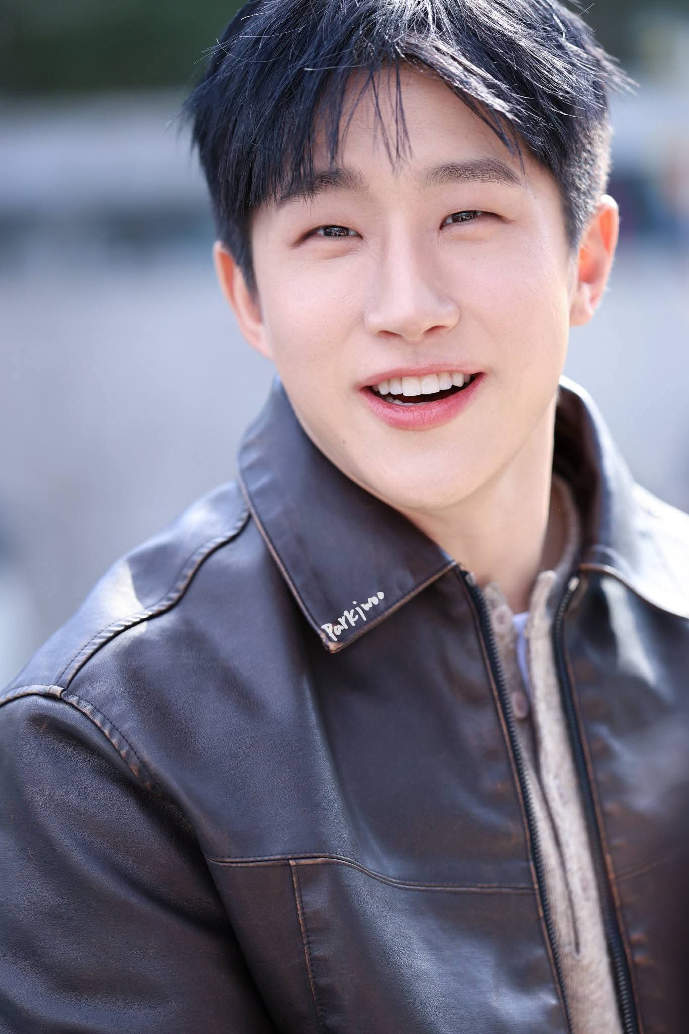 Behind-the-scenes cut of Jinjin (ASTRO)