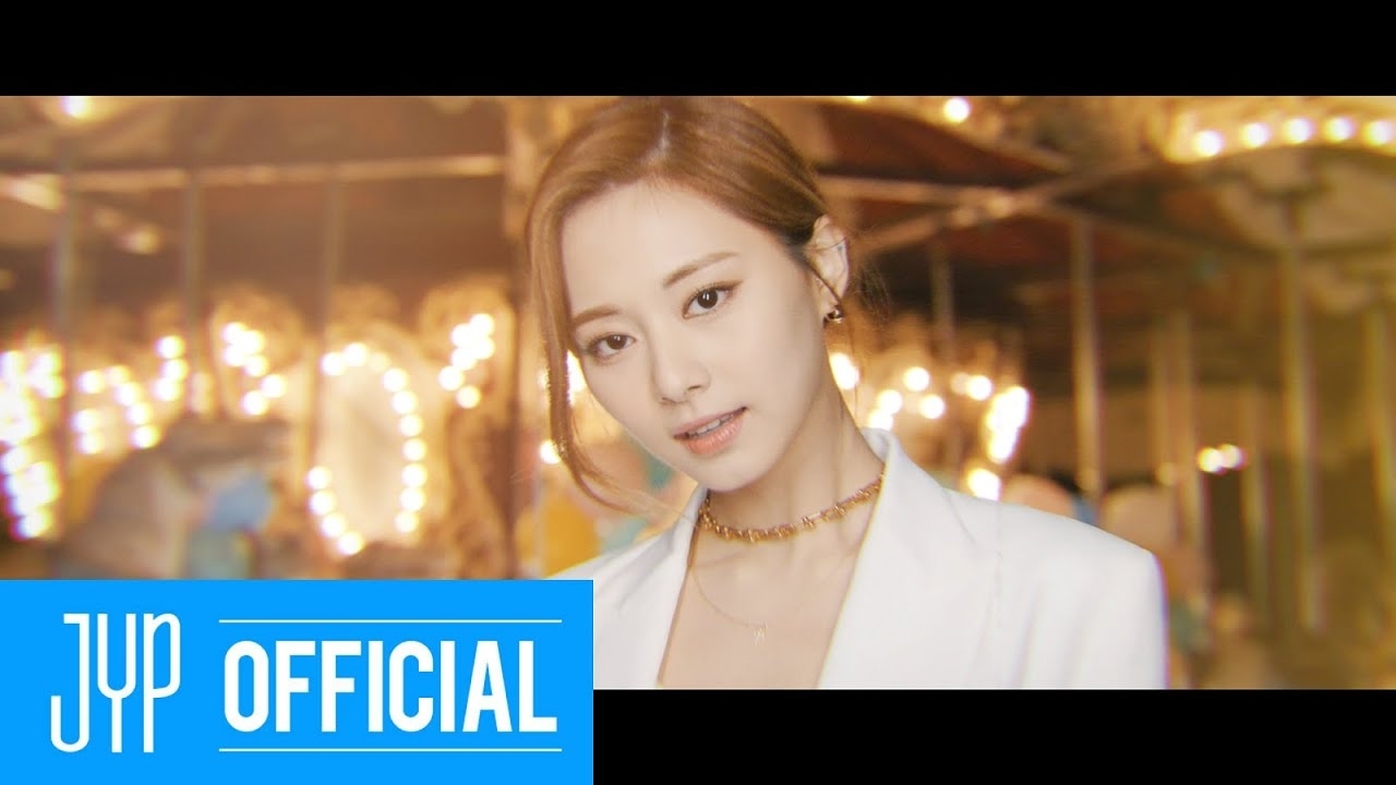 쯔위 (TWICE)의 비하인드 컷