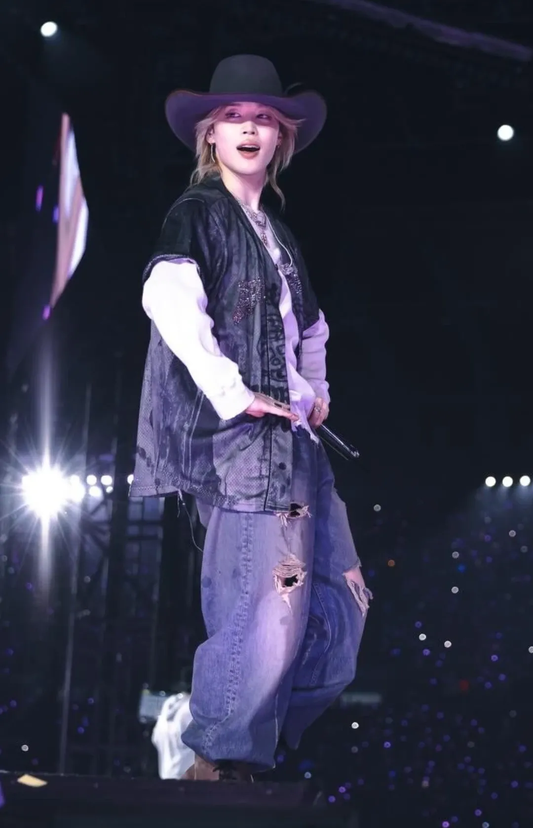 A moment captured by Jimin (BTS)'s fan