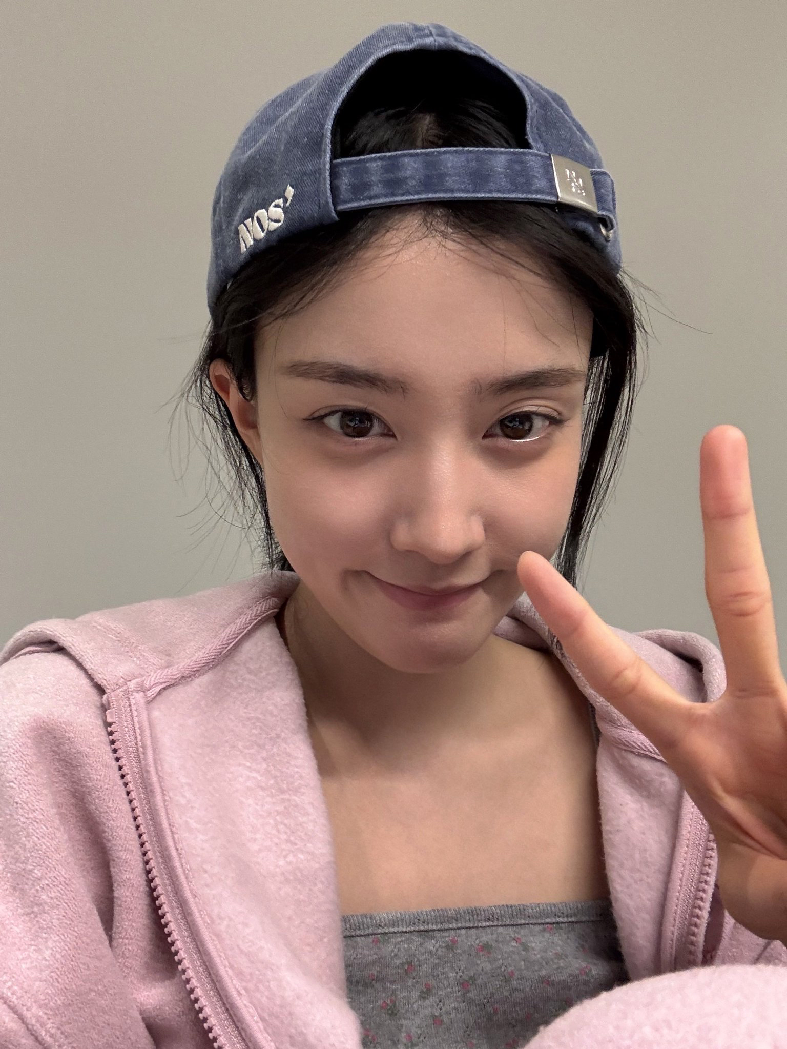 Behind-the-scenes cut of STAYC