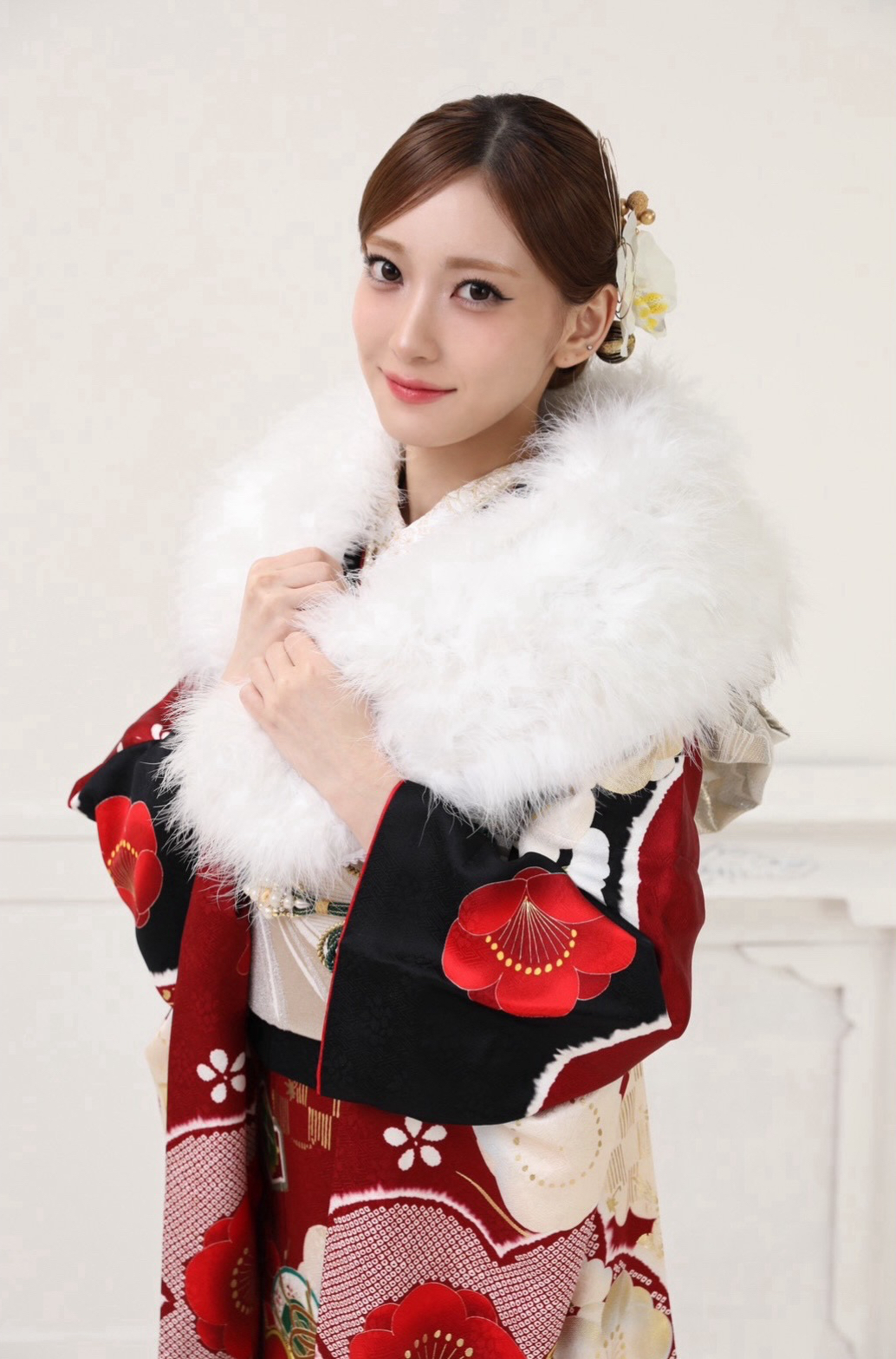 Behind-the-scenes cut of Aita Rin (IS:SUE)