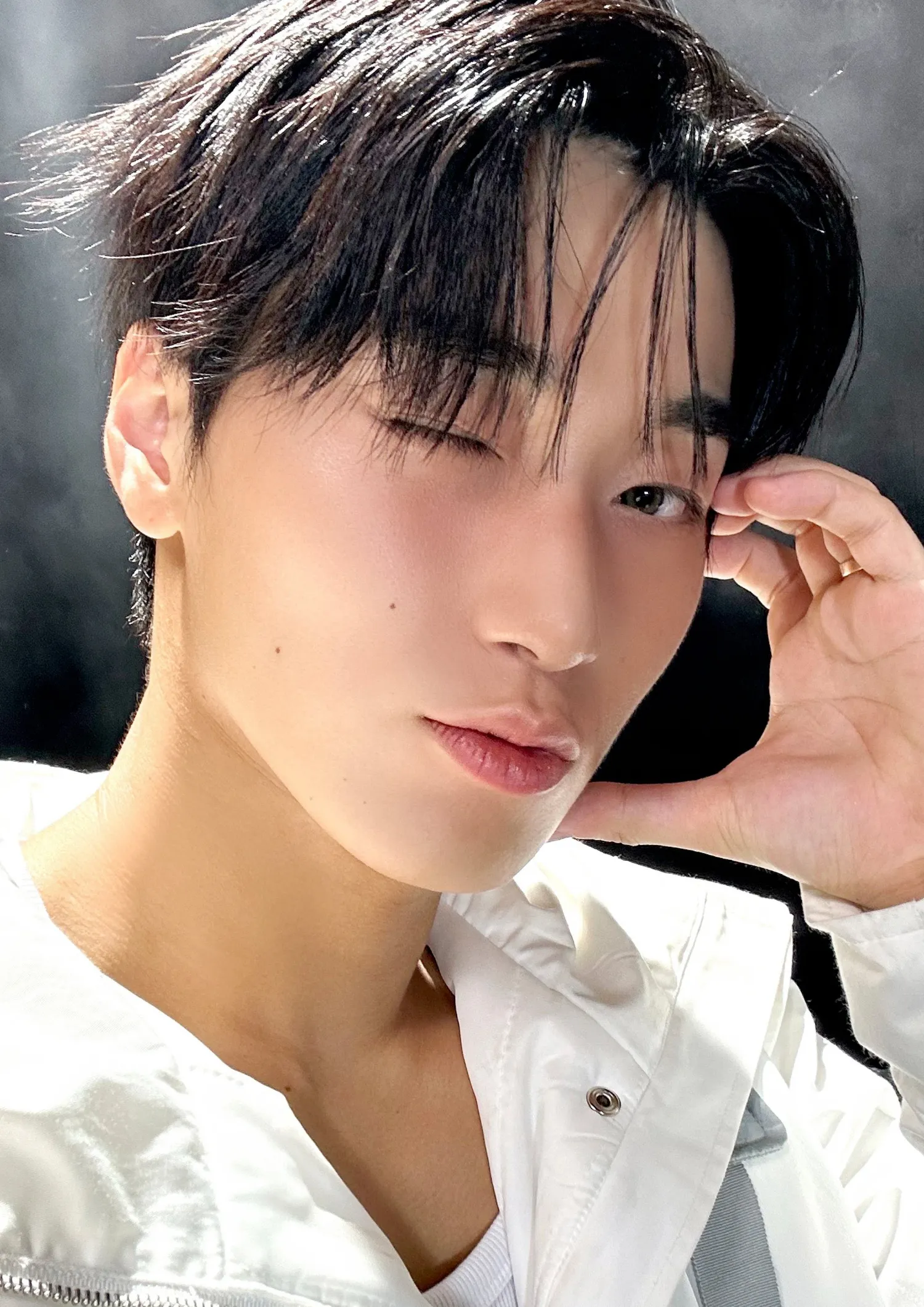 A moment captured by San (ATEEZ)'s fan