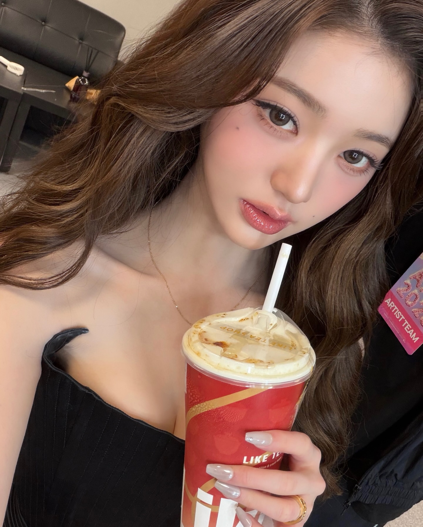 Recent activity shot of Jang Wonyoung (IVE)