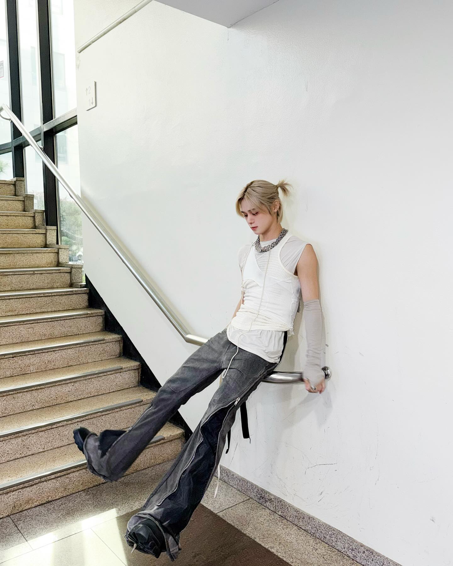 Behind-the-scenes cut of K (&TEAM)