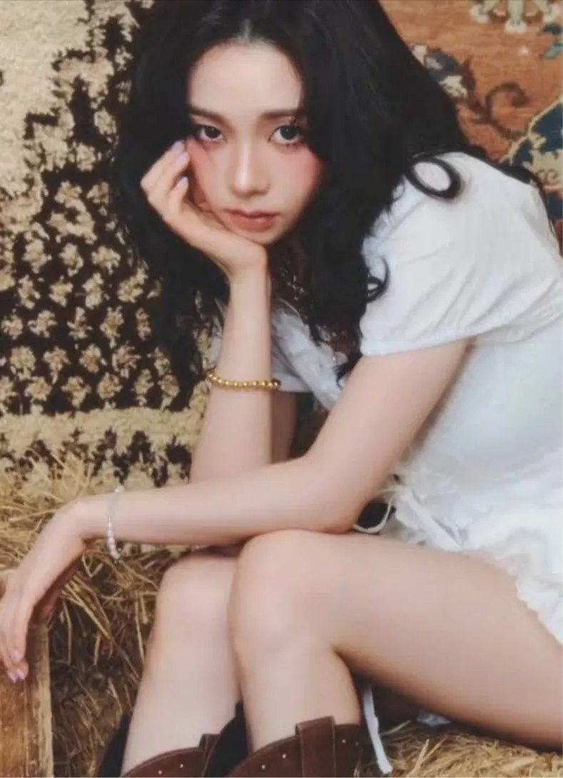 A moment captured by Karina (aespa)'s fan