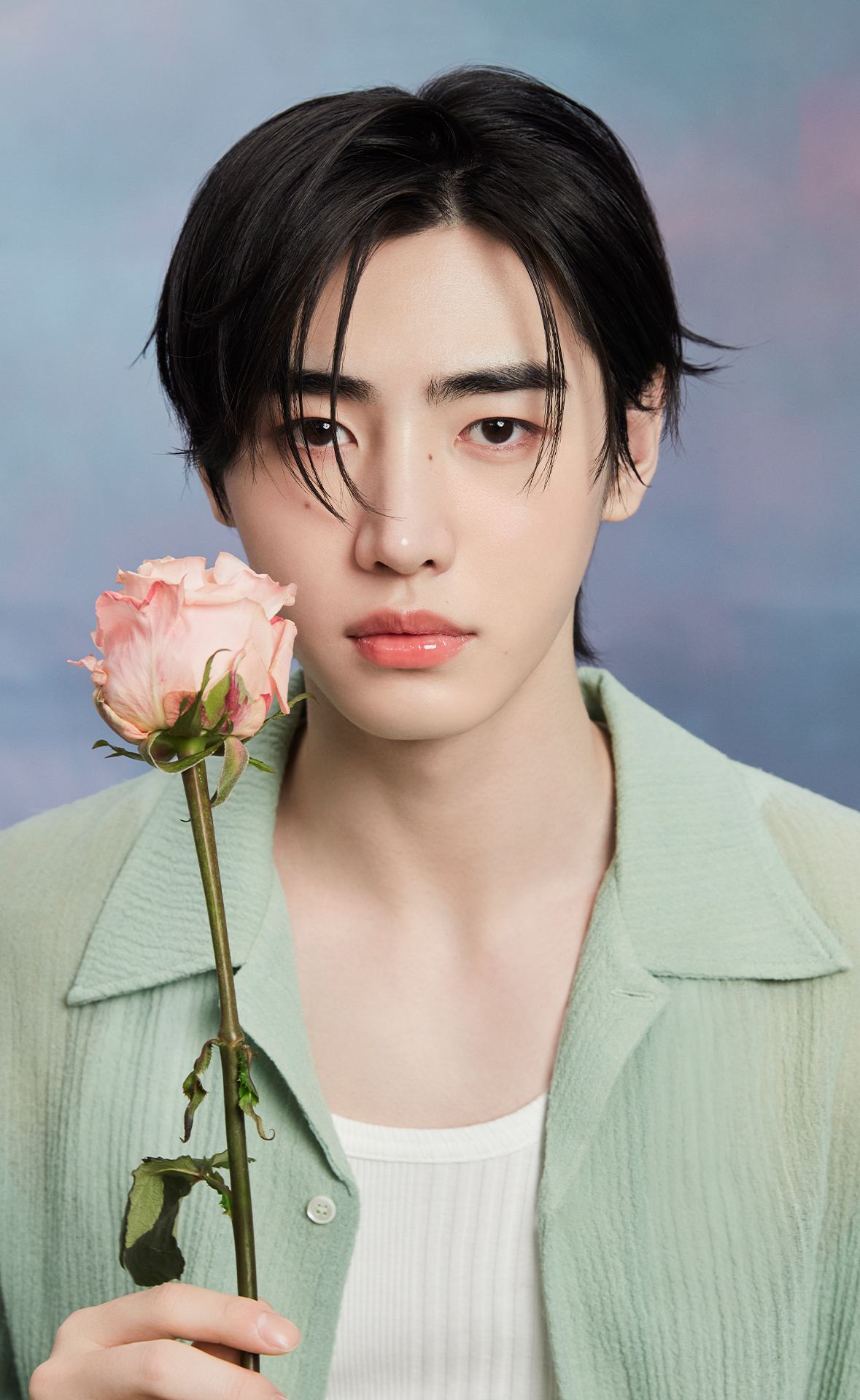 Foto aktivitas terbaru Sunghoon (ENHYPEN)