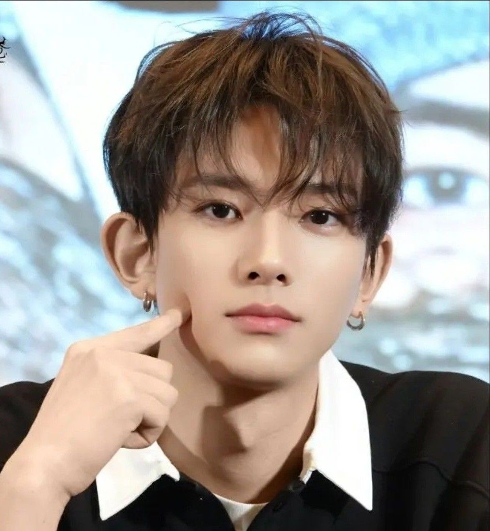 Behind-the-scenes cut of Heeseung (ENHYPEN)