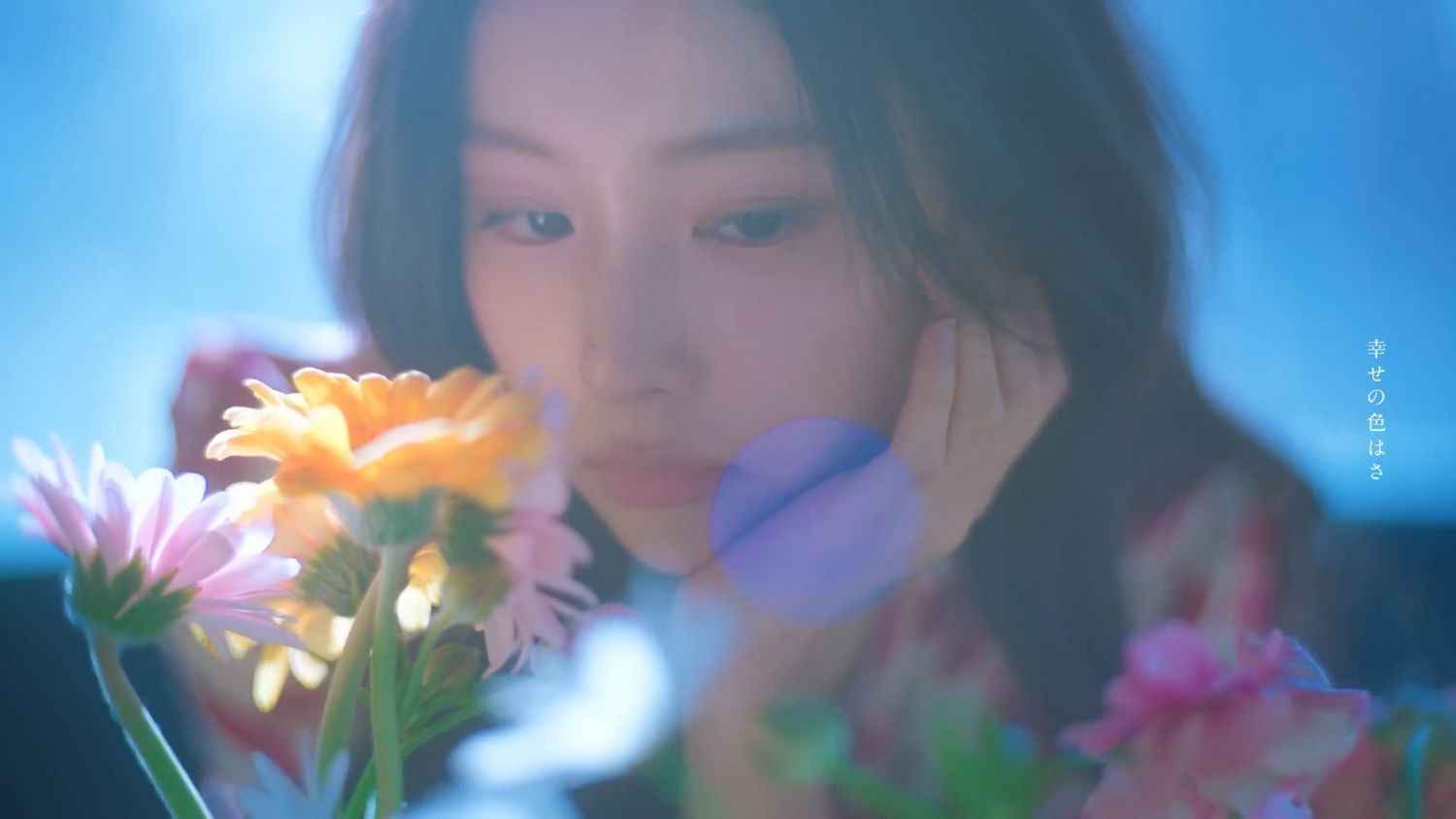 Behind-the-scenes cut of Kang Hyewon