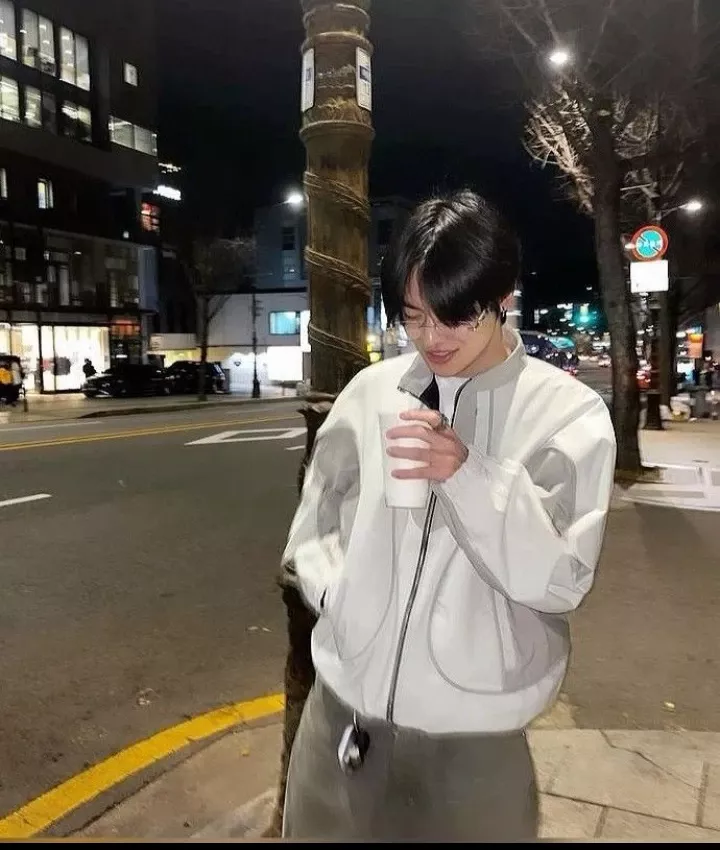 Behind-the-scenes cut of Lee Leo (ALPHA DRIVE ONE)