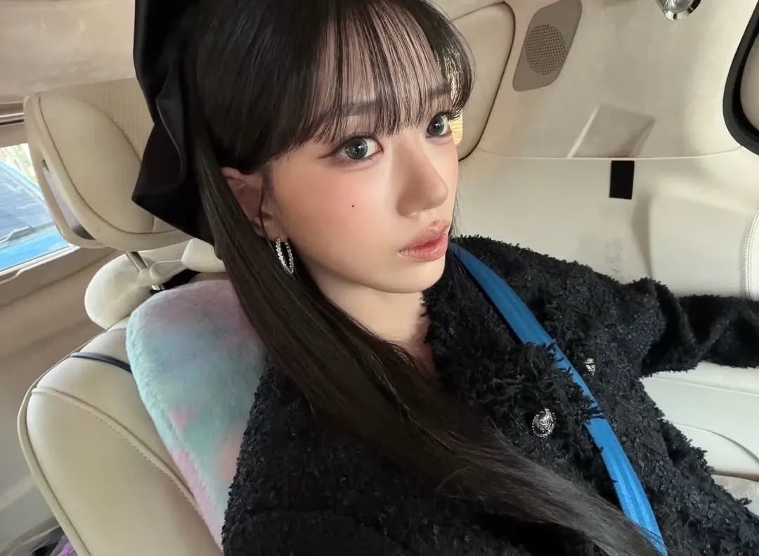 Recent activity shot of Sooin (MEOVV)