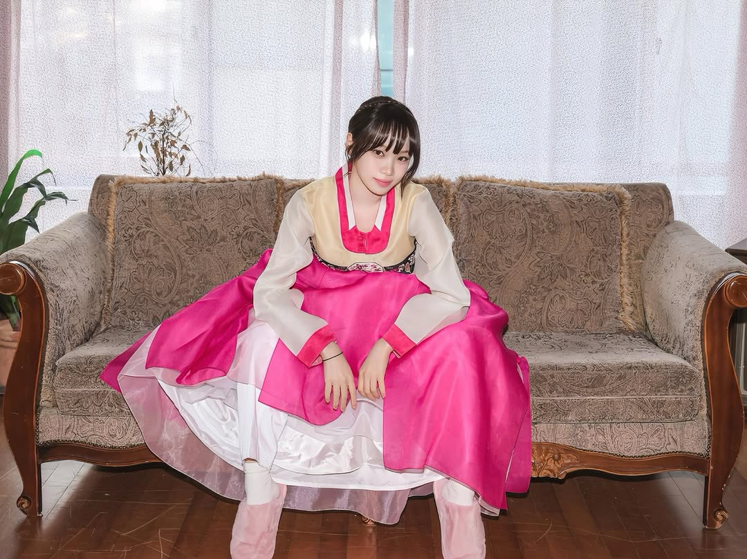 A moment captured by Kim Chaewon (LE SSERAFIM)'s fan