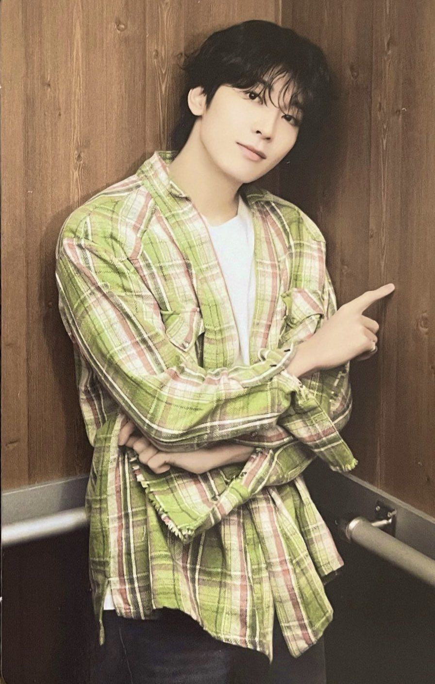 A moment captured by Wonwoo (SEVENTEEN)'s fan