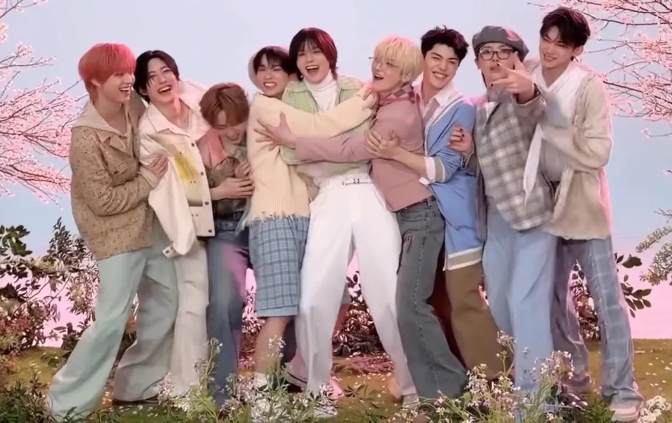 Recent activity shot of &TEAM