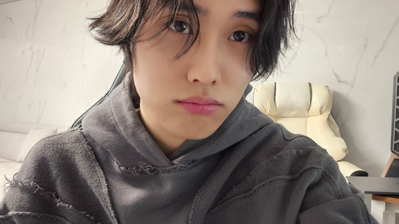 더보이즈 최근 활동샷