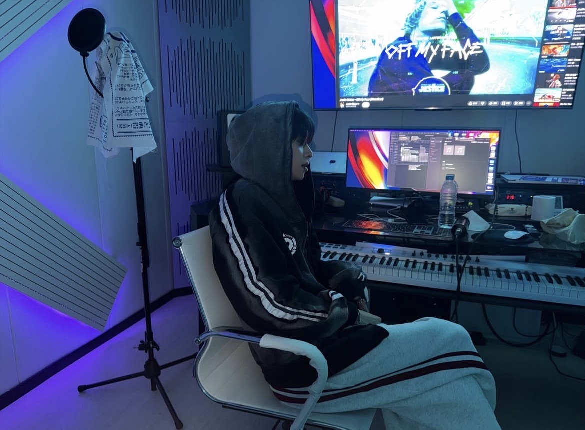 Behind-the-scenes cut of UP10TION