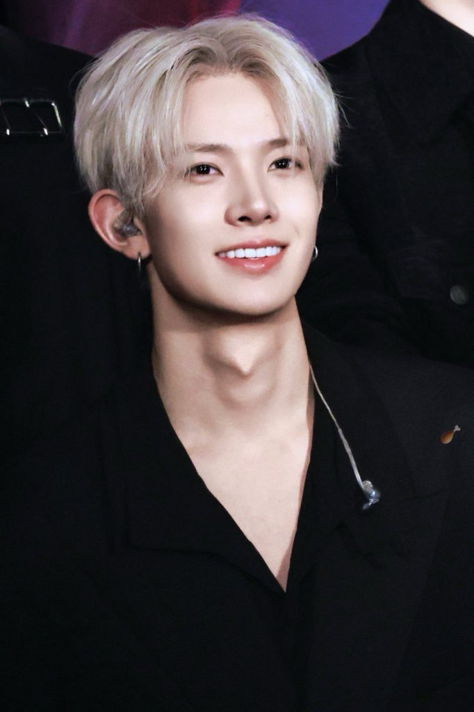 희승 (ENHYPEN) 최근 활동샷