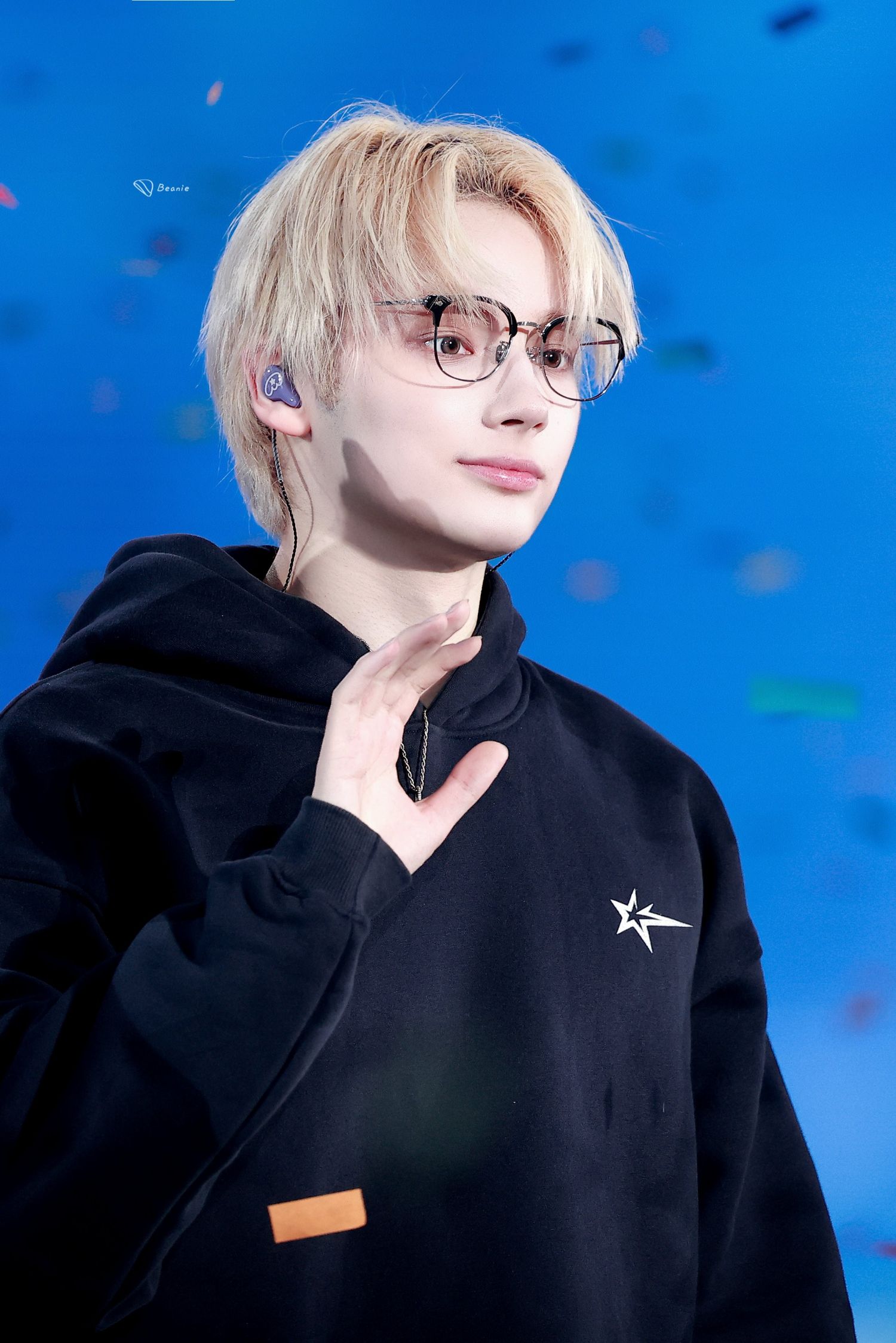 Latest photo of HueningKai (TOMORROW X TOGETHER)