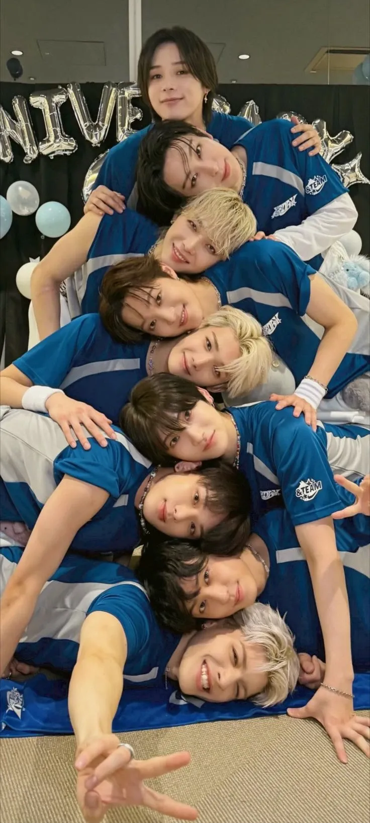 Fandom-recommended wallpaper image of &TEAM