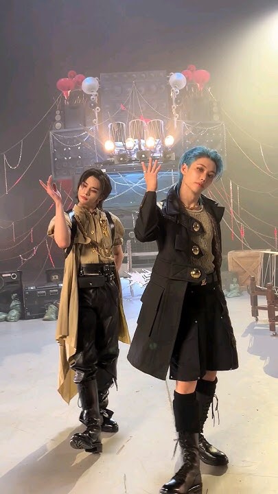 Behind-the-scenes cut of Stray Kids