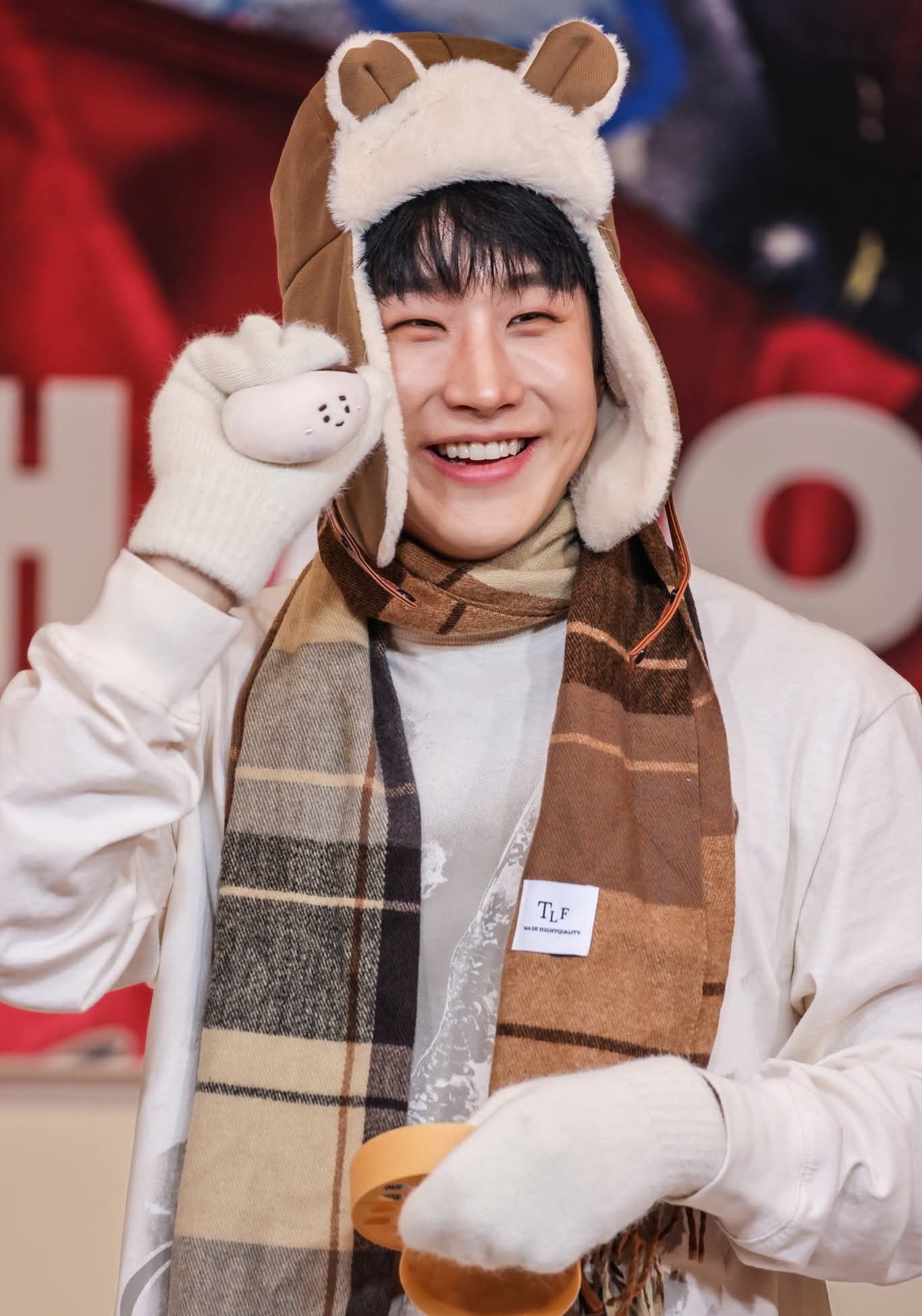 A moment captured by Jinjin (ASTRO)'s fan