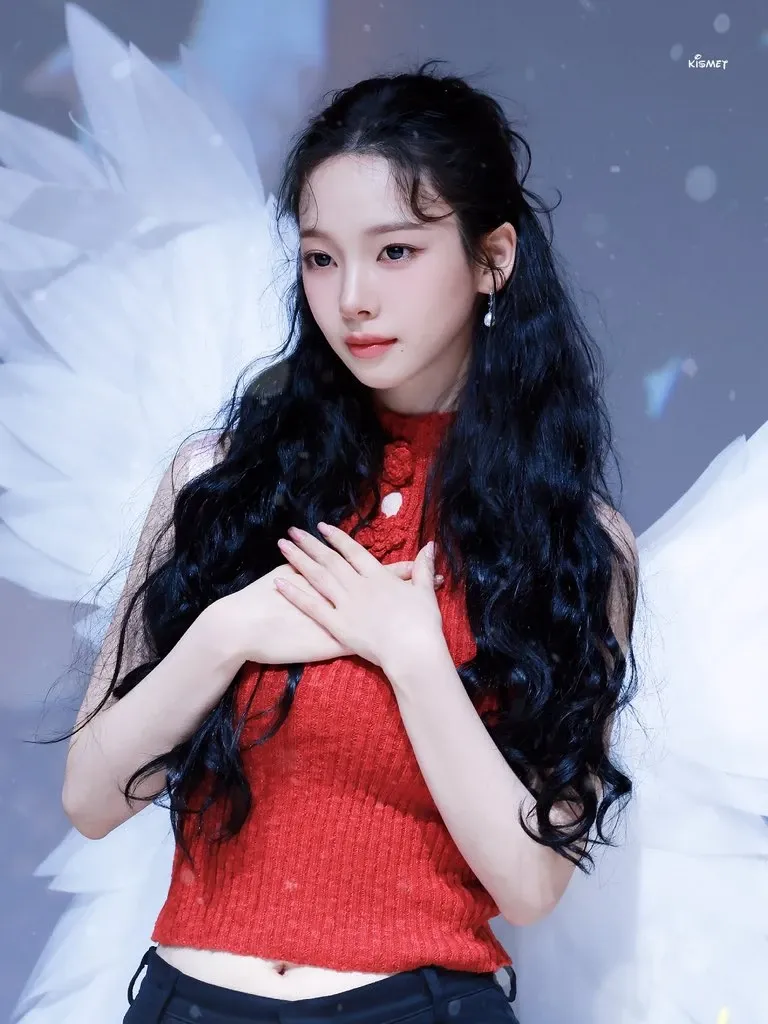 Karina (aespa)的最新照片