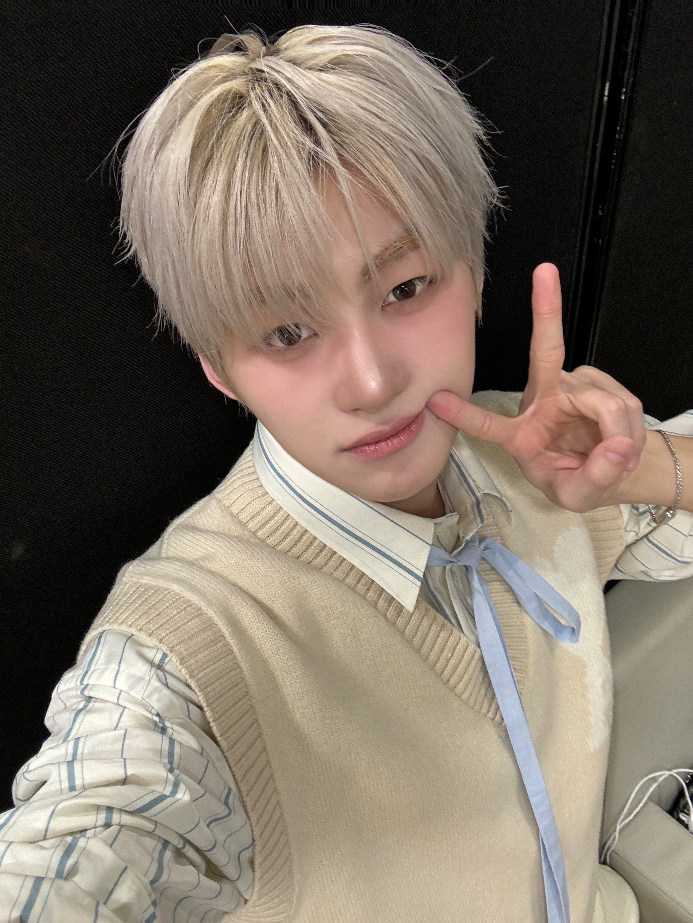 Latest photo of Jihoon (TWS)