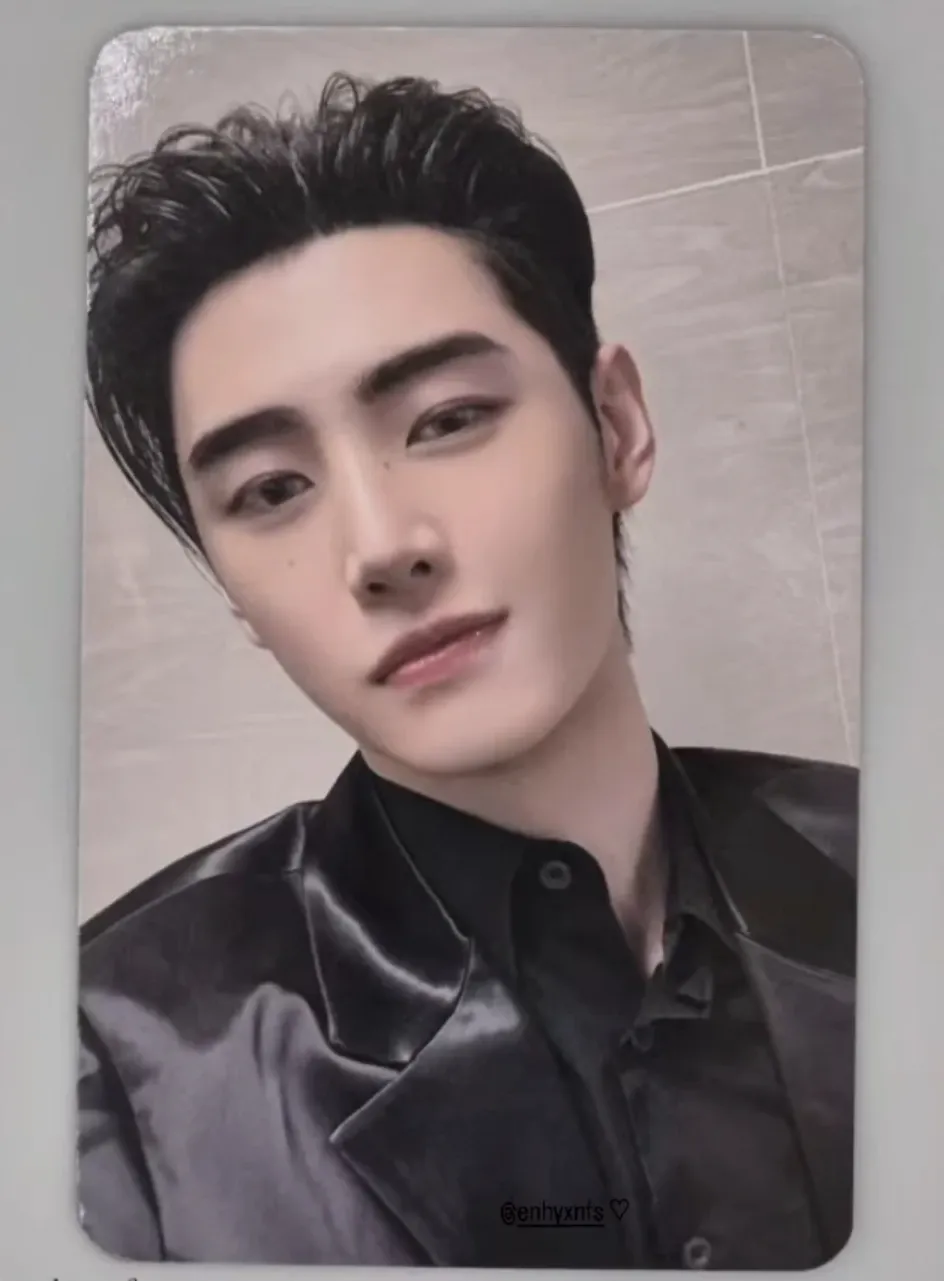 Momen yang diabadikan oleh penggemar Sunghoon (ENHYPEN)