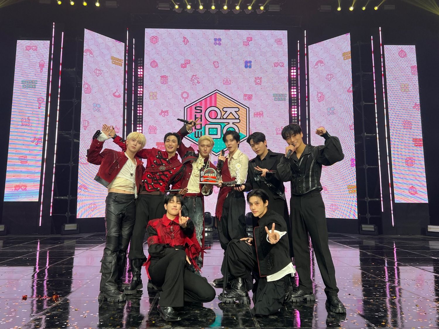 에이티즈의 최신 사진