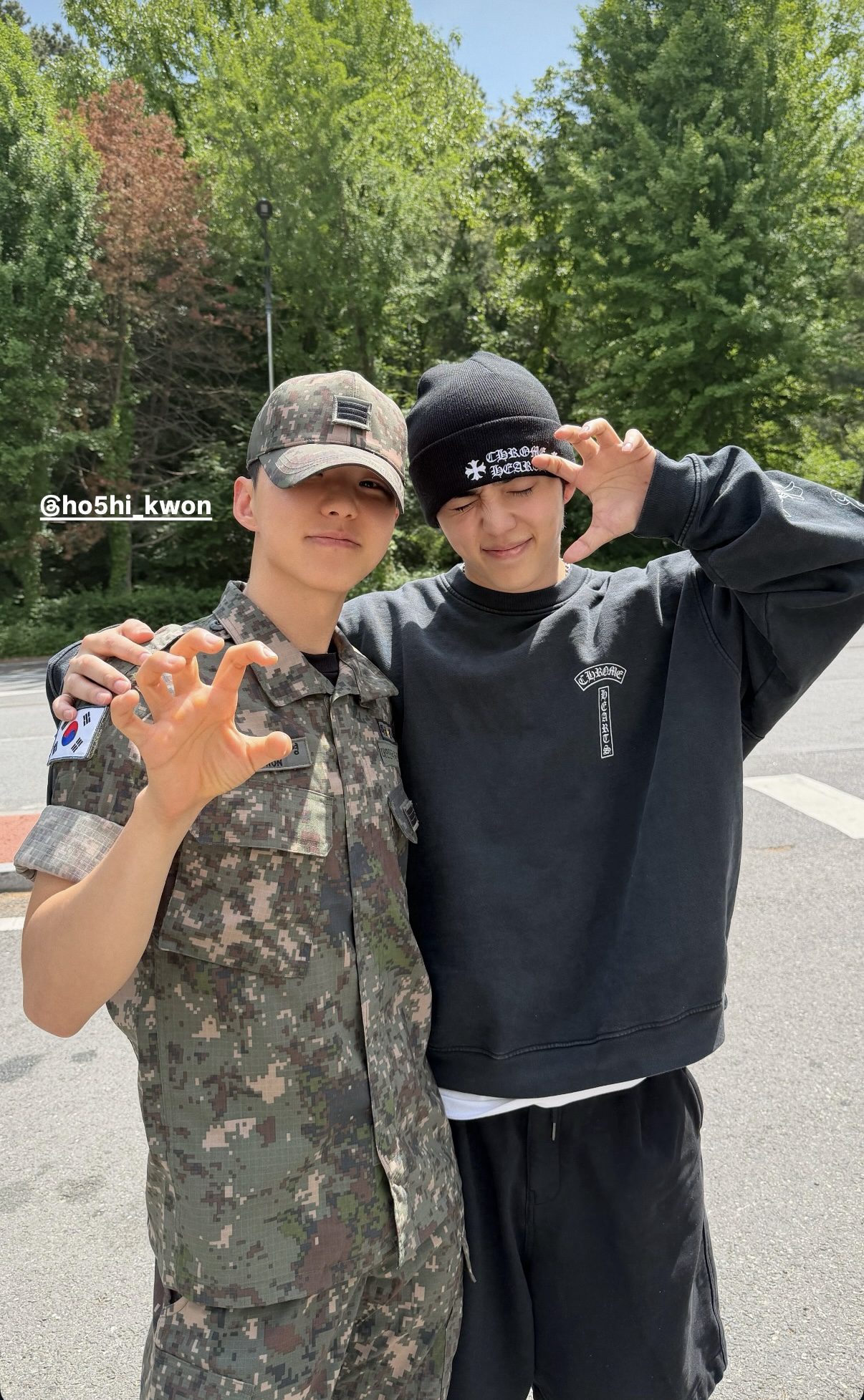 Recent activity shot of Hoshi (SEVENTEEN)