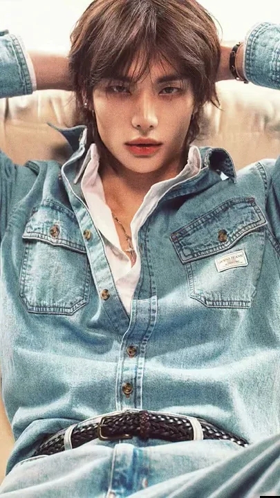 A heartfelt wallpaper shared by Hyunjin (Stray Kids)'s fans