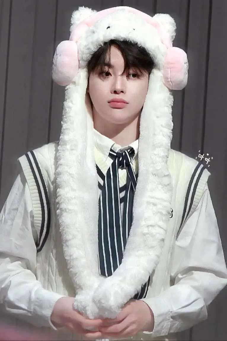 Recent activity shot of Hanbin (TEMPEST)